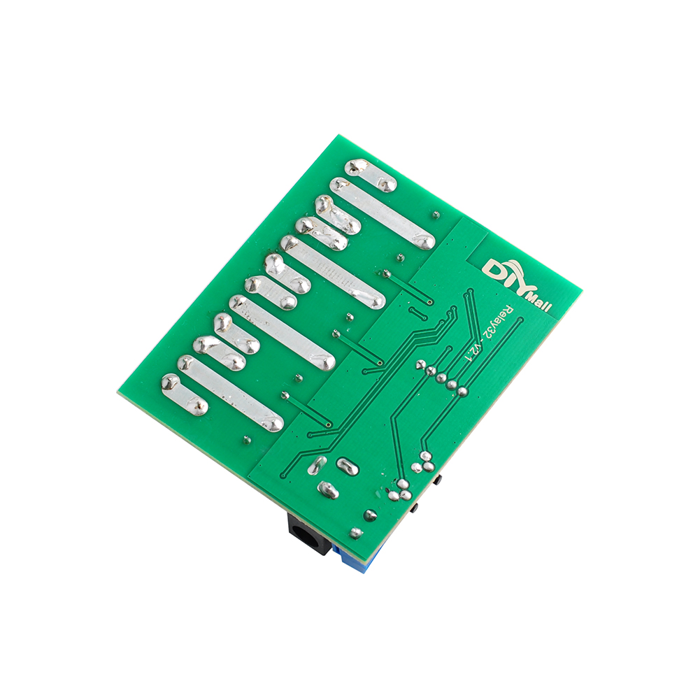 Moduł przekaźnikowy ESP32S 4CH – Espressif Esp32 recenzja i cena