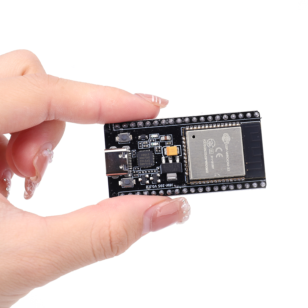 Płytka rozszerzeń ESP32 Nodemc – Esp32 Devkit recenzja i cena